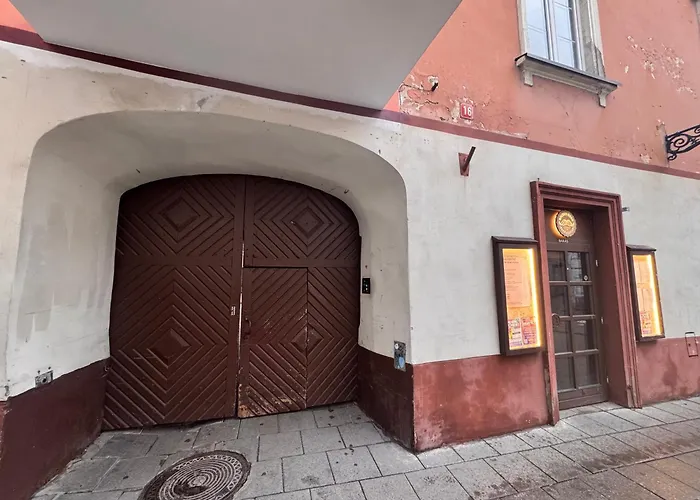 Old Town Attic Ignoto 16 Self Check In Apartment